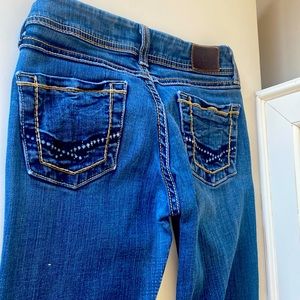 BKE denim jeans w paint splashed